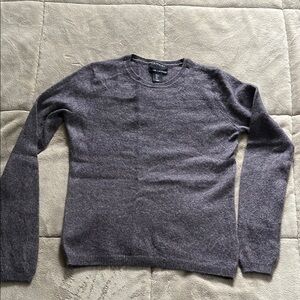Woman’s cashmere Sweater